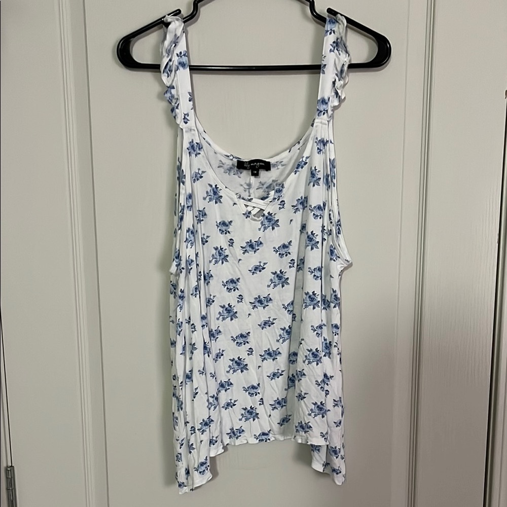 Lily Morgan size 1x flared white and blue flower tank top